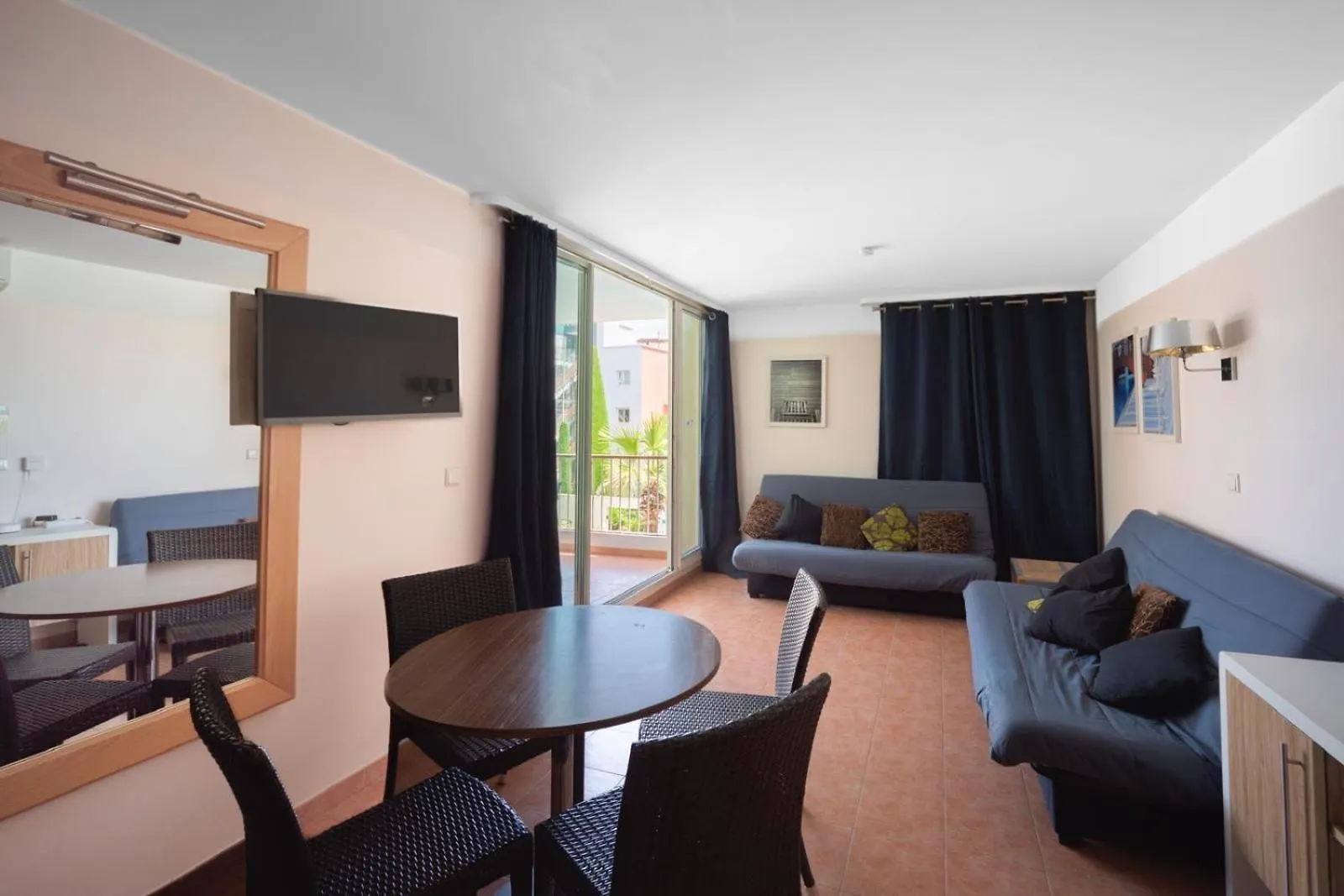 Mistral-Rare 6 Pers, Parking, Wifi, ,Clim, Piscines Apartment Antibes